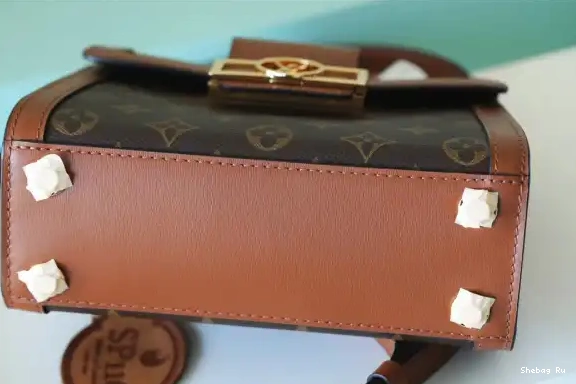 VUITTON LOUIS CAPITALE DAUPHINE 0528